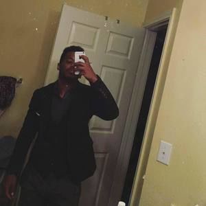 Meet your Posher, Damon